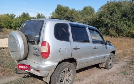 Chevrolet Niva I рестайлинг, 2004 год, 280 000 рублей, 3 фотография