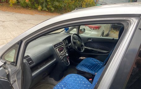 Honda Stream I рестайлинг, 2002 год, 375 000 рублей, 10 фотография