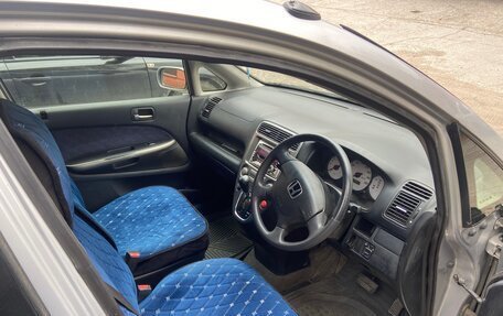 Honda Stream I рестайлинг, 2002 год, 375 000 рублей, 11 фотография