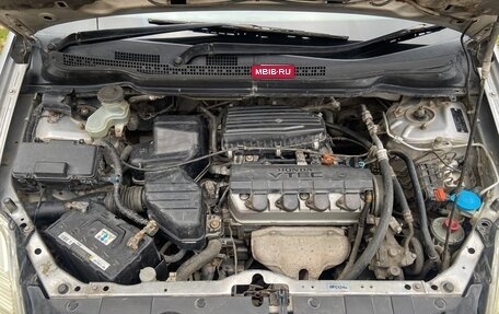 Honda Stream I рестайлинг, 2002 год, 375 000 рублей, 13 фотография