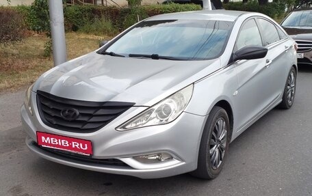Hyundai Sonata VI, 2011 год, 750 000 рублей, 9 фотография