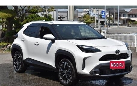 Toyota Yaris Cross, 2023 год, 1 500 007 рублей, 3 фотография