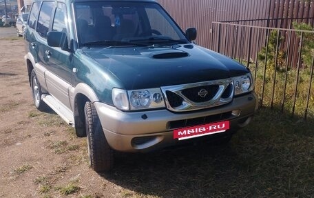Nissan Terrano II рестайлинг, 2002 год, 800 000 рублей, 3 фотография