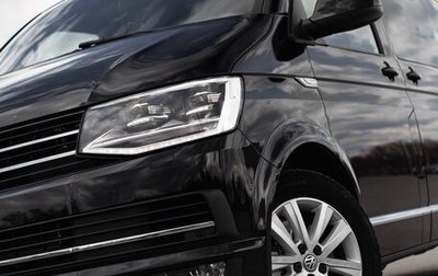 Volkswagen Multivan T6 рестайлинг, 2019 год, 4 900 000 рублей, 1 фотография