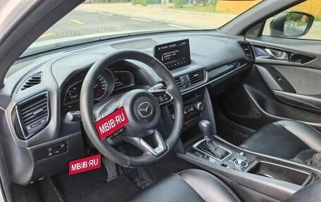 Mazda CX-4, 2021 год, 1 900 000 рублей, 13 фотография