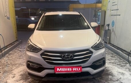 Hyundai Santa Fe III рестайлинг, 2017 год, 1 920 000 рублей, 2 фотография
