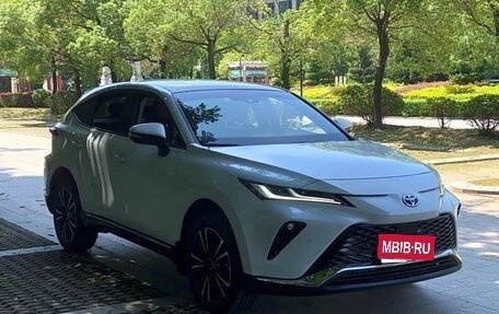 Toyota Vios III, 2022 год, 2 300 000 рублей, 1 фотография