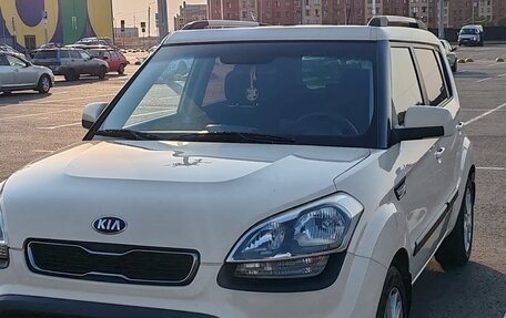KIA Soul I рестайлинг, 2013 год, 980 000 рублей, 3 фотография