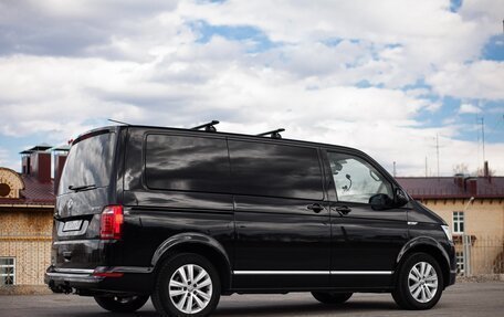 Volkswagen Multivan T6 рестайлинг, 2019 год, 4 900 000 рублей, 11 фотография
