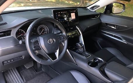 Toyota Vios III, 2022 год, 2 300 000 рублей, 9 фотография