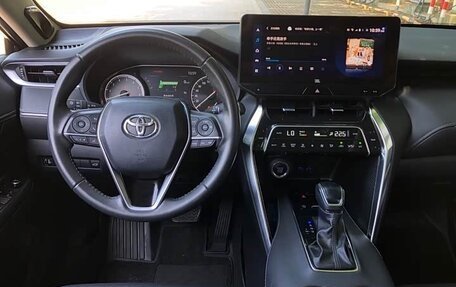 Toyota Vios III, 2022 год, 2 300 000 рублей, 12 фотография