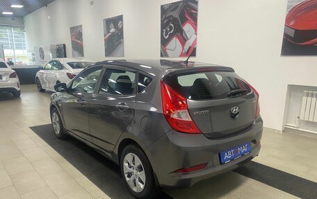 Hyundai Solaris II рестайлинг, 2015 год, 896 000 рублей, 9 фотография