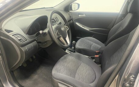 Hyundai Solaris II рестайлинг, 2015 год, 896 000 рублей, 17 фотография