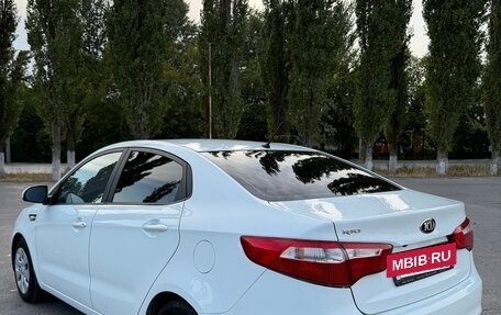 KIA Rio III рестайлинг, 2014 год, 890 000 рублей, 5 фотография