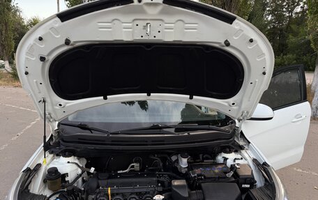 KIA Rio III рестайлинг, 2014 год, 890 000 рублей, 18 фотография