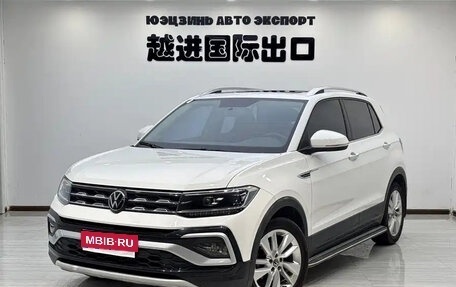 Volkswagen T-Cross I, 2022 год, 1 645 000 рублей, 1 фотография
