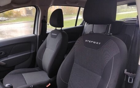 Renault Sandero II рестайлинг, 2019 год, 1 029 000 рублей, 14 фотография