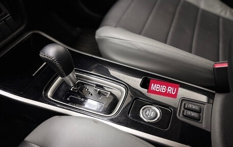 Mitsubishi Outlander III рестайлинг 3, 2021 год, 2 520 000 рублей, 13 фотография