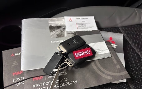 Mitsubishi Outlander III рестайлинг 3, 2021 год, 2 520 000 рублей, 20 фотография