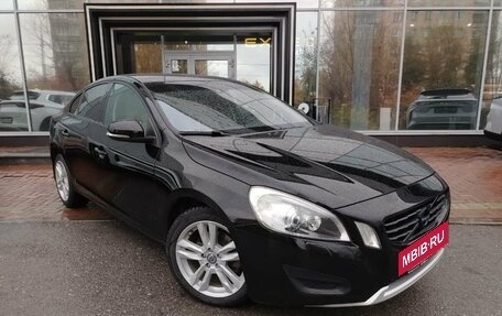 Volvo S60 III, 2011 год, 990 000 рублей, 3 фотография
