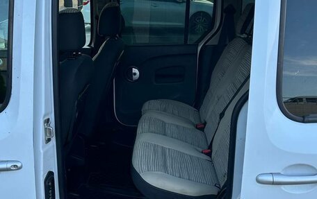 Renault Kangoo II рестайлинг, 2011 год, 600 000 рублей, 9 фотография