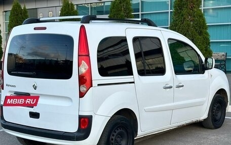 Renault Kangoo II рестайлинг, 2011 год, 600 000 рублей, 13 фотография