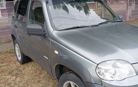 Chevrolet Niva I рестайлинг, 2015 год, 600 000 рублей, 3 фотография