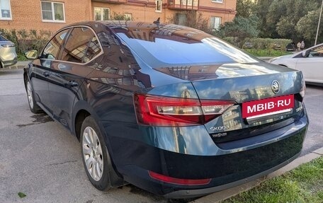Skoda Superb III рестайлинг, 2016 год, 1 600 000 рублей, 5 фотография