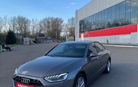 Audi A4, 2021 год, 3 800 000 рублей, 6 фотография