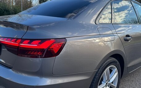 Audi A4, 2021 год, 3 800 000 рублей, 10 фотография