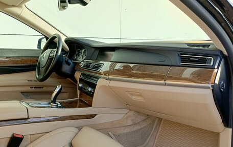 BMW 7 серия, 2011 год, 2 650 000 рублей, 15 фотография