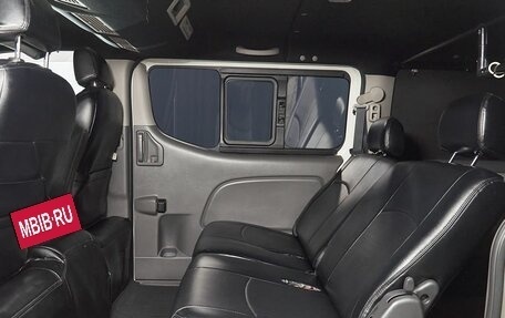 Nissan NV350 Caravan I, 2018 год, 3 100 000 рублей, 7 фотография