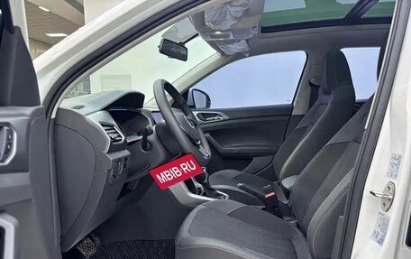 Volkswagen T-Cross I, 2022 год, 1 645 000 рублей, 4 фотография