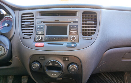 KIA Rio II, 2009 год, 450 000 рублей, 18 фотография