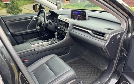 Lexus RX IV рестайлинг, 2019 год, 4 100 000 рублей, 10 фотография