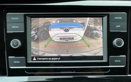 Volkswagen Caravelle T6 рестайлинг, 2020 год, 5 980 000 рублей, 31 фотография