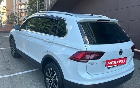 Volkswagen Tiguan II, 2020 год, 2 850 000 рублей, 3 фотография