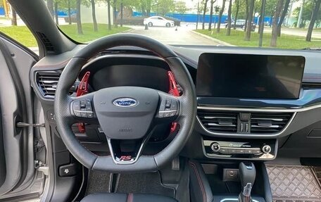 Ford Focus IV, 2022 год, 1 450 333 рублей, 10 фотография