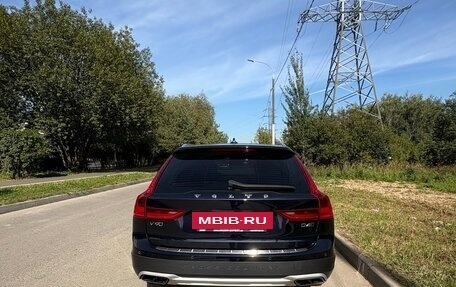 Volvo V90 Cross Country I рестайлинг, 2019 год, 2 550 000 рублей, 4 фотография
