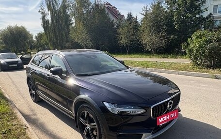Volvo V90 Cross Country I рестайлинг, 2019 год, 2 550 000 рублей, 5 фотография