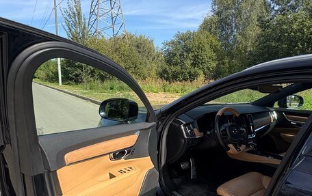 Volvo V90 Cross Country I рестайлинг, 2019 год, 2 550 000 рублей, 7 фотография
