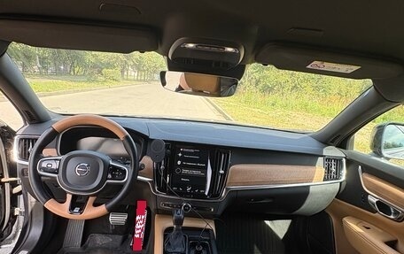 Volvo V90 Cross Country I рестайлинг, 2019 год, 2 550 000 рублей, 8 фотография