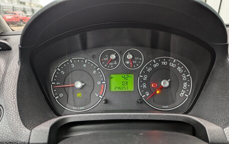 Ford Fiesta, 2006 год, 400 000 рублей, 18 фотография