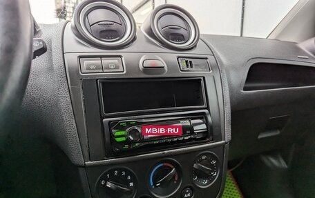 Ford Fiesta, 2006 год, 400 000 рублей, 16 фотография