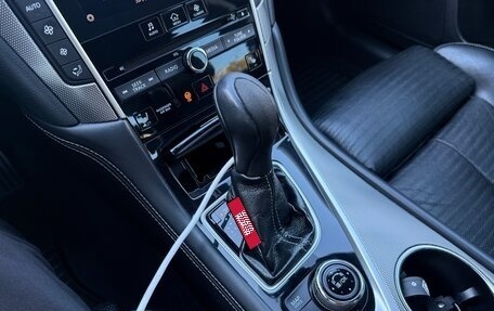 Infiniti Q50 I рестайлинг, 2016 год, 2 450 000 рублей, 28 фотография