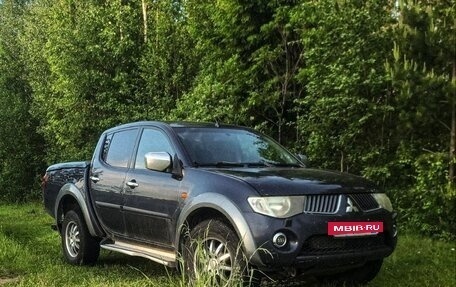 Mitsubishi L200 IV рестайлинг, 2008 год, 780 000 рублей, 2 фотография