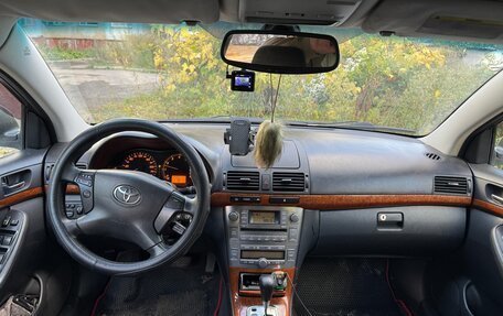Toyota Avensis III рестайлинг, 2006 год, 975 000 рублей, 10 фотография