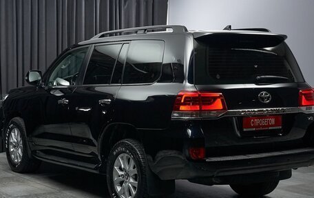 Toyota Land Cruiser 200, 2021 год, 7 990 000 рублей, 6 фотография