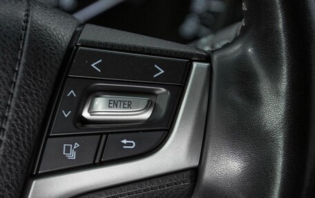 Toyota Land Cruiser 200, 2021 год, 7 990 000 рублей, 19 фотография