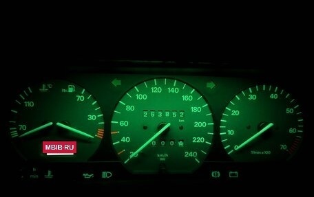 Volkswagen Passat B4, 1993 год, 230 000 рублей, 10 фотография